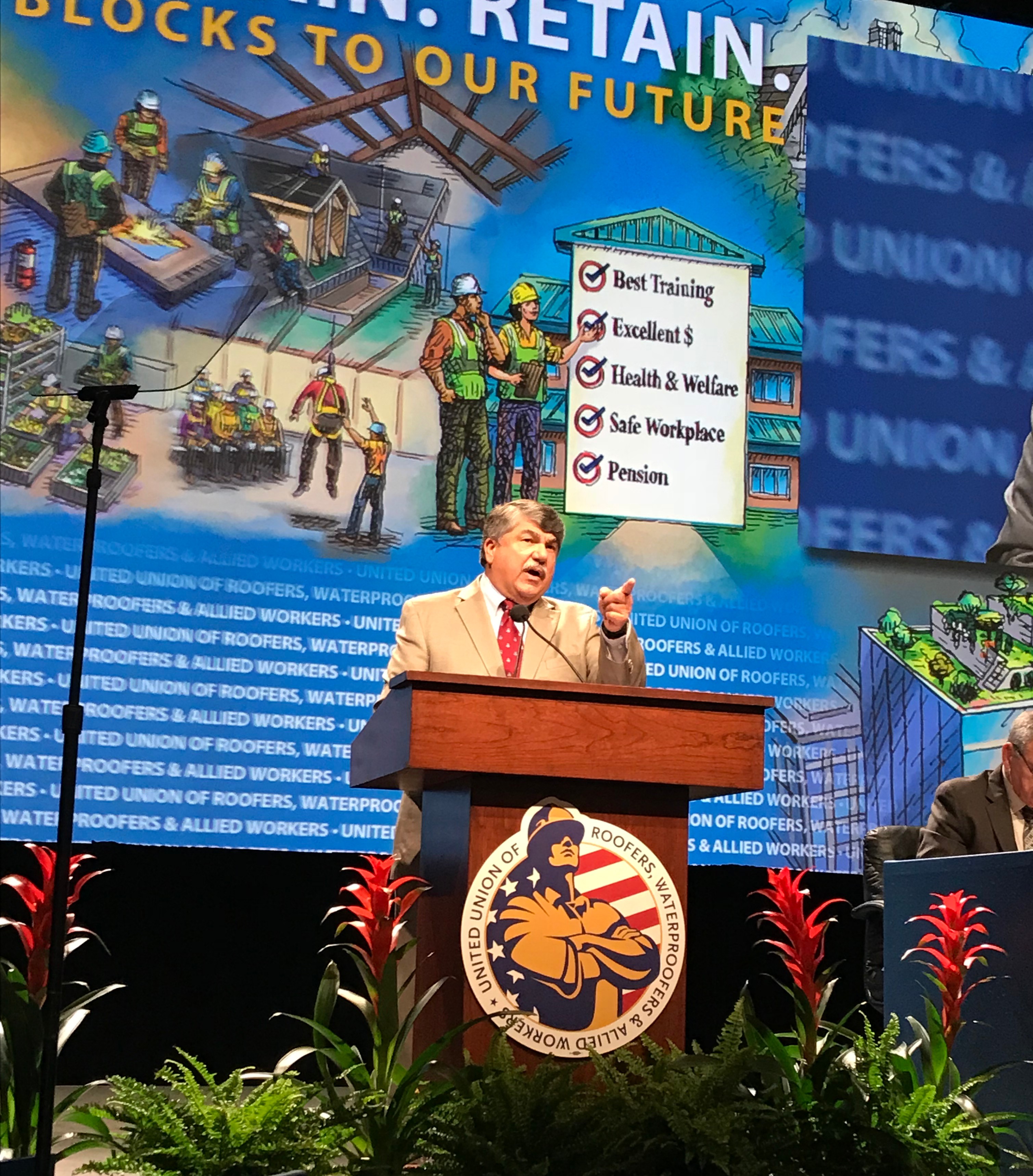 President Trumka addressed the Roofers and Waterproofers convention. 